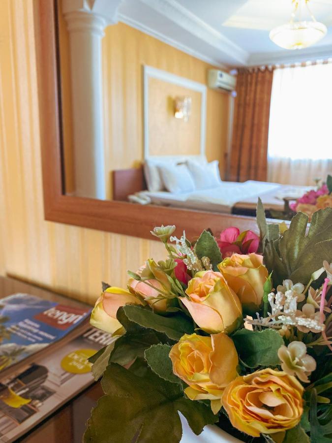 Nomad Hotel Astana Eksteriør billede
