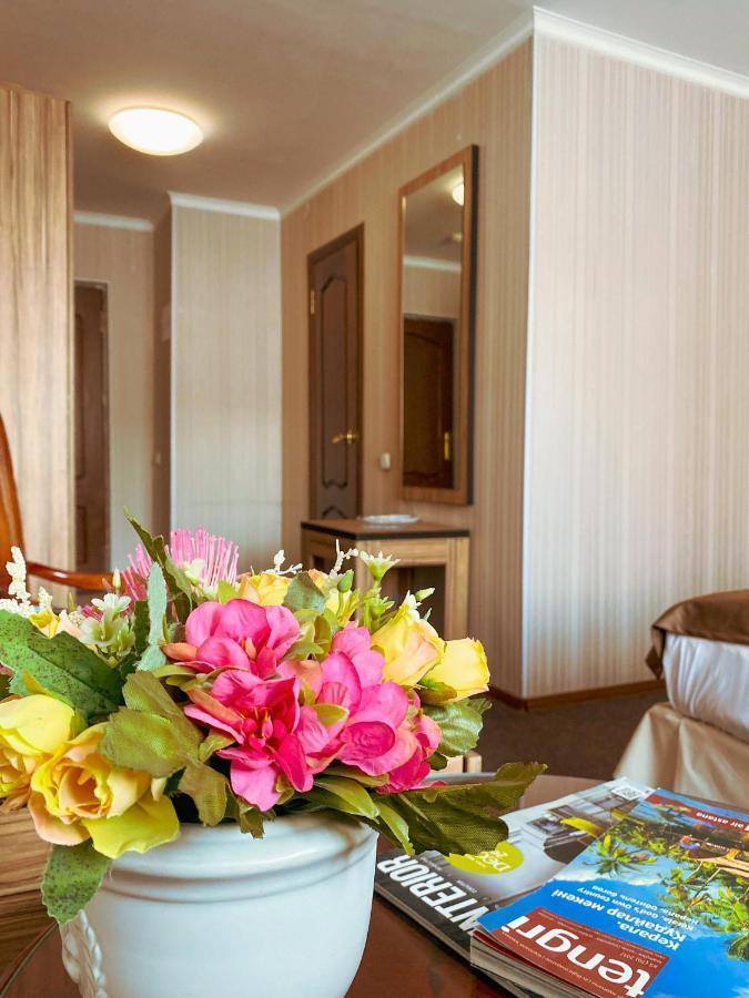 Nomad Hotel Astana Eksteriør billede